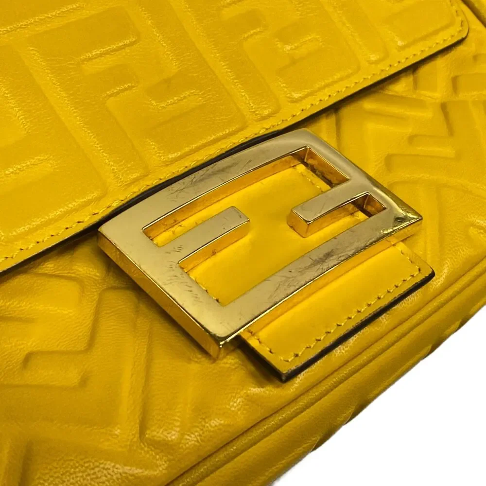 Fendi Baguette Chain Midi Shoulder Bag 8BR793